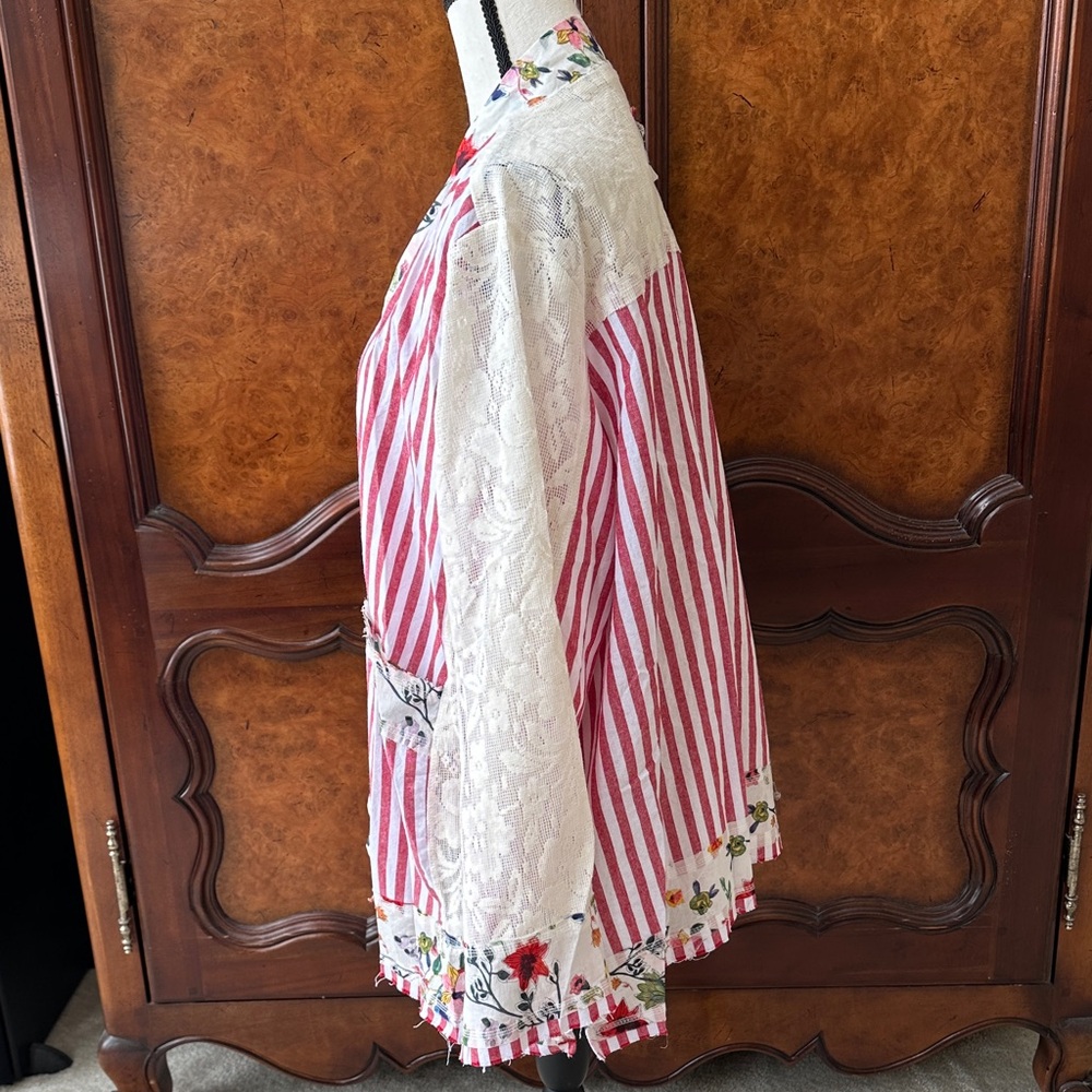 POL Red and White Striped Floral Cardigan NWOT - Picture 7 of 14